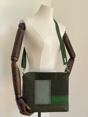 "Flickenwerk IV/6" - KHAKI-GRÜN